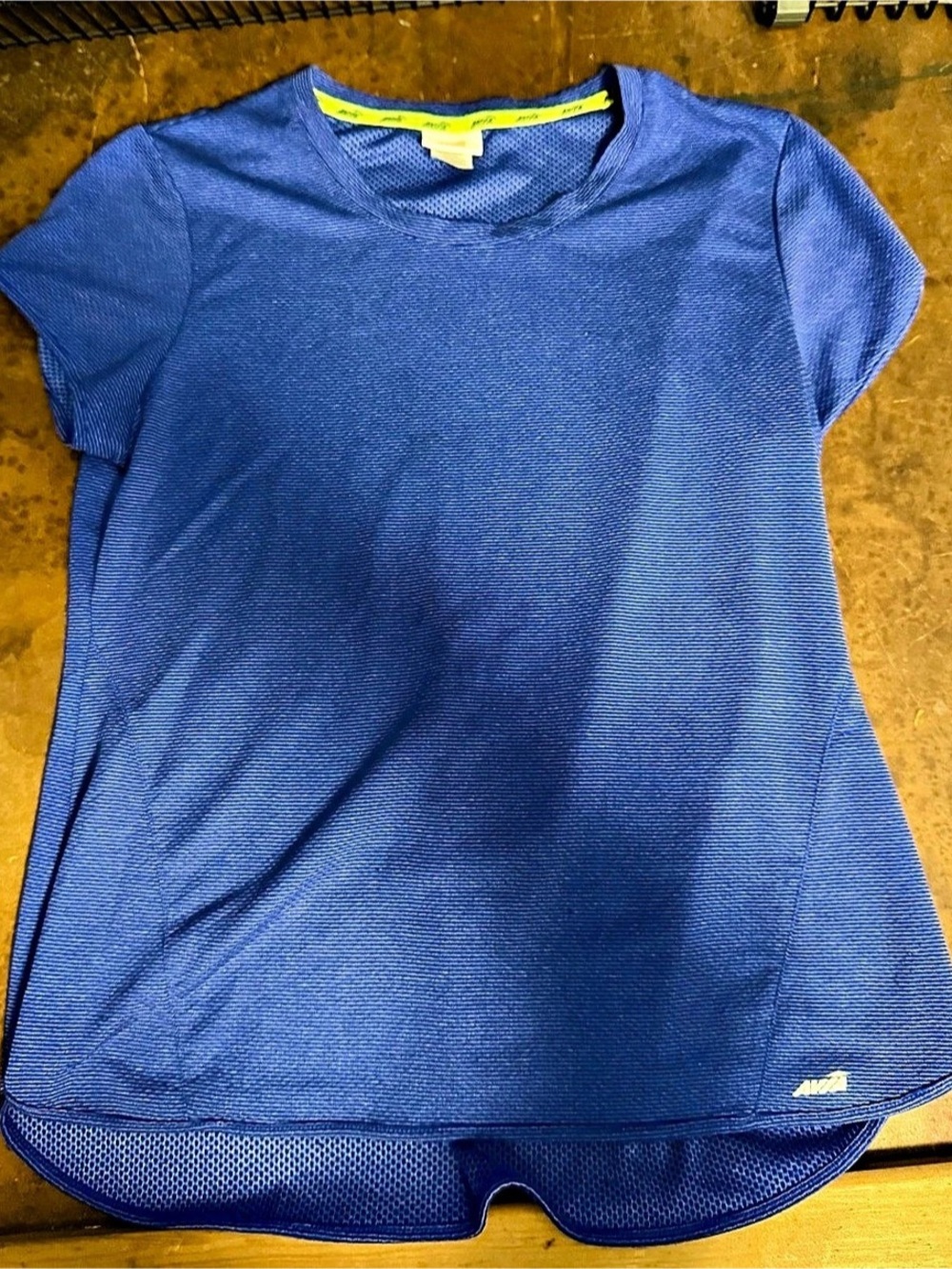 Avia Athletic Short Sleeve Top • Purple/blue • Large
